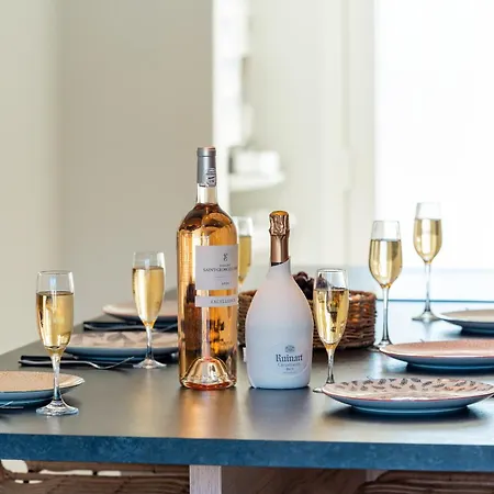 فيلة Roquille Direct Access آجد