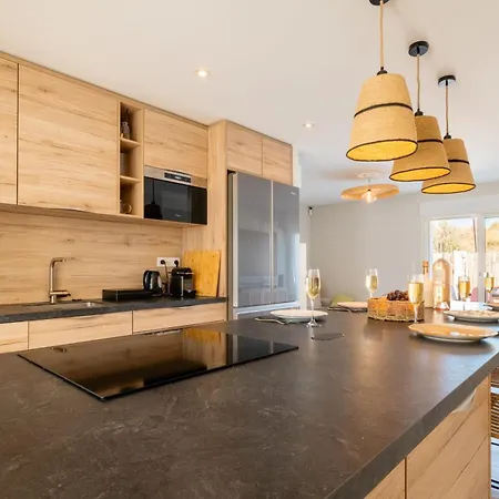 Roquille Direct Access Villa
