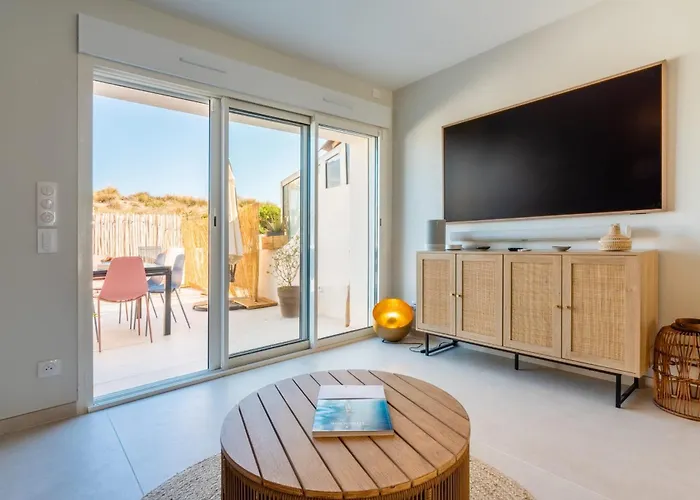 Roquille Direct Access Villa *